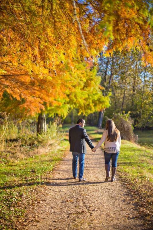 Stylish and Rustic   An Autumn Engagement