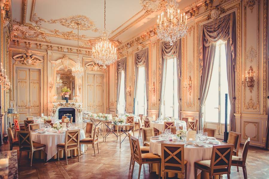 Romantic and Luxurious In Paris