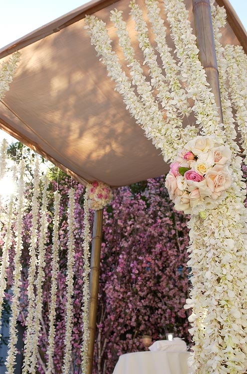 Hanging Flower Strands for an Elegant Wedding