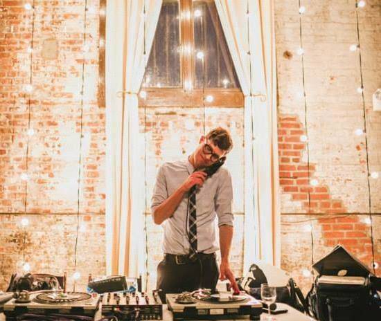 4 Ways to Make Your Wedding Reception More Special