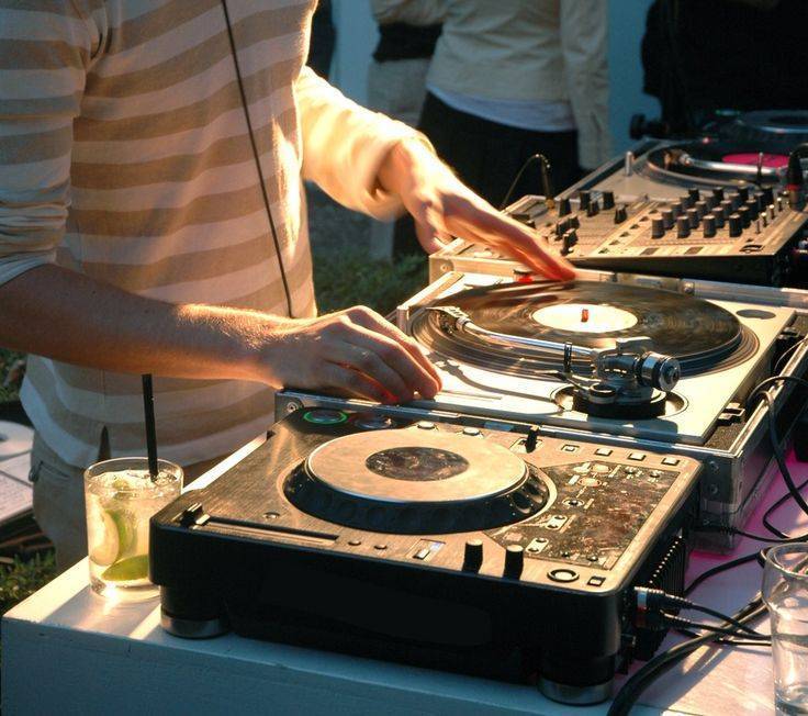 Wedding DJ