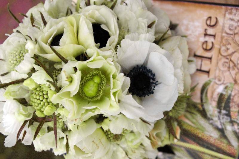 Seasonal Wedding Flowers for December and January