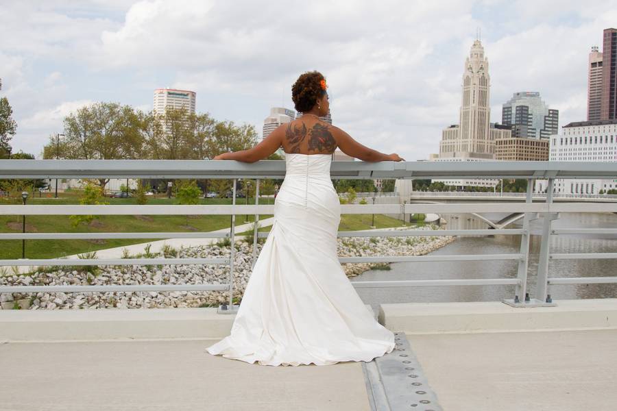 Waters_Hutchison_Muschlitz_Photography_LLC_02BrideGroom050_low