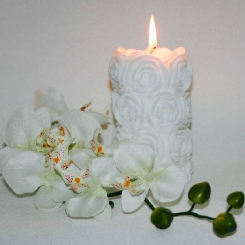 Carved Candles: Adding Gorgeous Elegance to Your Wedding