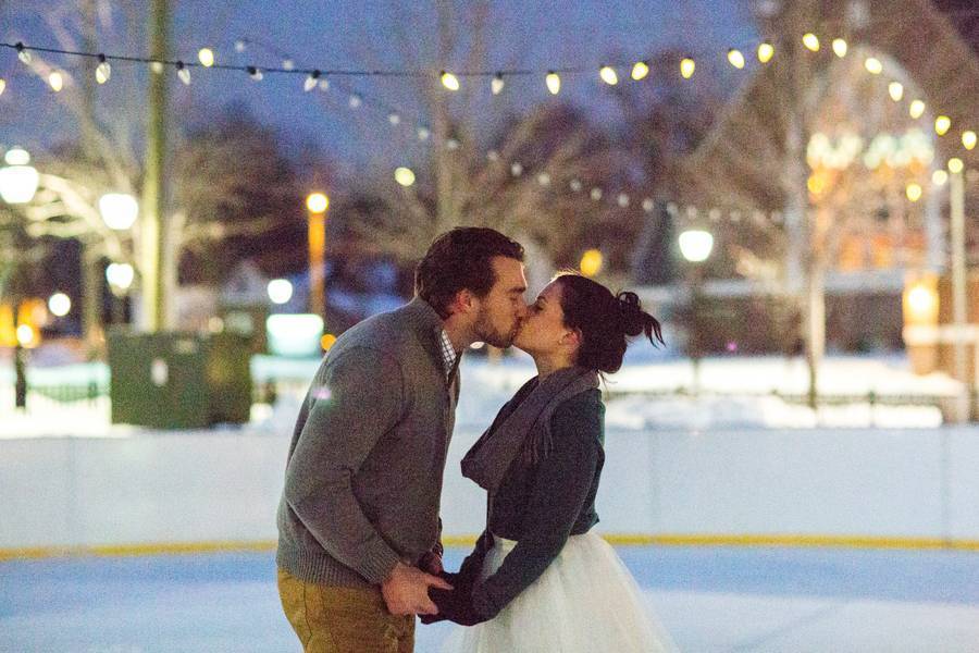 Gorman_Gillick_Mioara_Dragan_Photography_GillickEngagementWinterMioaraDraganPhotography0063_low