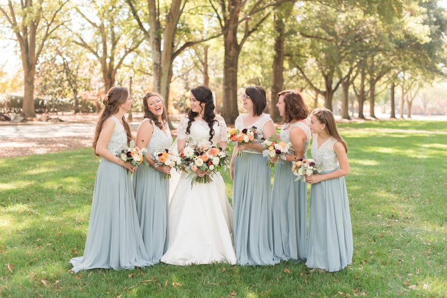 8 Elegant Gifts Your Bridesmaids will Love