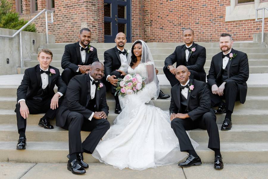 Classy Wedding with Gorgeous Blush and Gold Tones